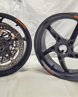 COPPIA CERCHI OZ RACING FORGIATI COMPLETI DI DISCH