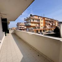 2 LOCALI A MARANO DI NAPOLI