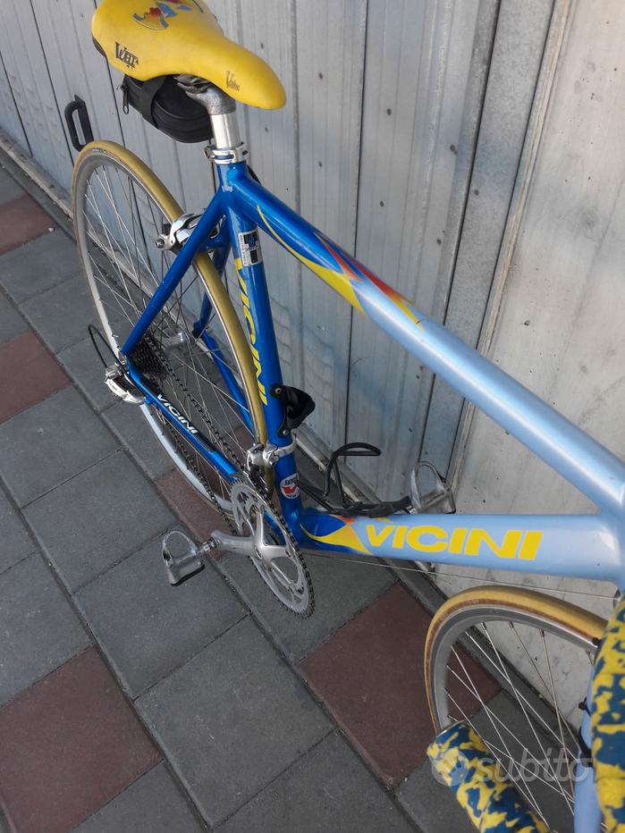 Portabici da terra outlet (nuovi) - Biciclette In vendita a Reggio Emilia