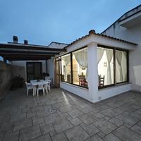 VILLETTA INDIPENDENTE POCO DISTANTE DALLA CITTà