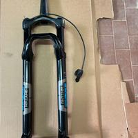 Fox Rhythm 32 boost 29 con comando