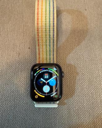 Apple Watch serie 4 space gray 44 mm perfetto