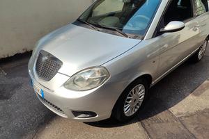 LANCIA YPSILON 1.2 8V ARGENTO 