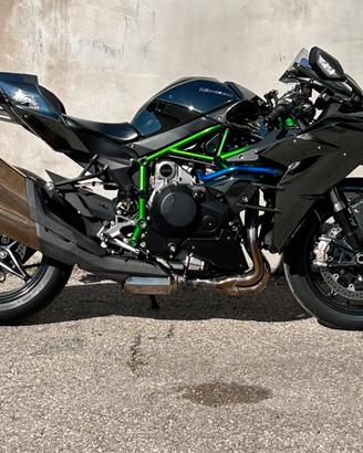 Kawasaki H2 stradale