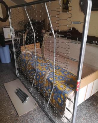 Reti letto matrimoniale e singole, usate poco