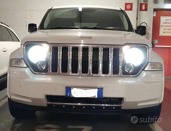 JEEP CHEROKEE KK 2.8 CRD OVERLAND TOP DI GAMMA