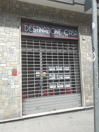 Locale commerciale 30mq via Vigone 58