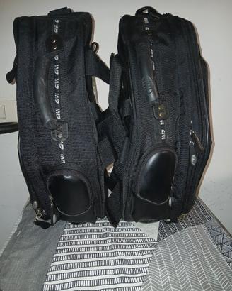 Borse moto Givi + borsa serbatoio Bagster