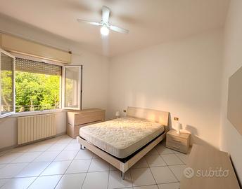 Trilocale a pinarella - a 500 metri dal mare