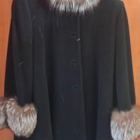 Cappotto con collo di volpe di Groelandia