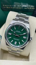 Rolex Oyster Perpetual 41mm Green Ref.134300 -2025