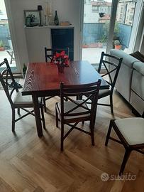 TAVOLO APRIBILE E SEDIE IN RATAN