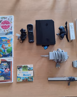 Lotto Nintendo Wii 2 console 7 giochi acce