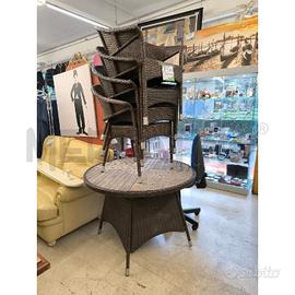 TAVOLO DA GIARDINO CON 4 POLTRONE