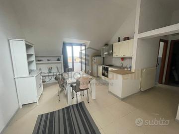 Graziosa Mansarda In Parco Privato