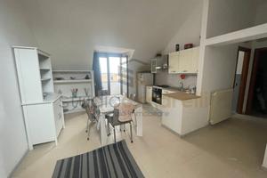 Graziosa Mansarda In Parco Privato