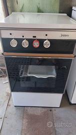 Stufa a metano Zoppas. Ritiro a Besozzo Varese