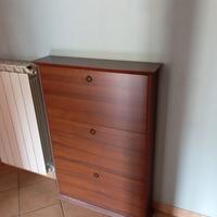 Scarpiera salvaspazio in legno