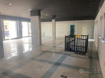 Negozio Cornaredo [Cod. rif 3268184ACG]