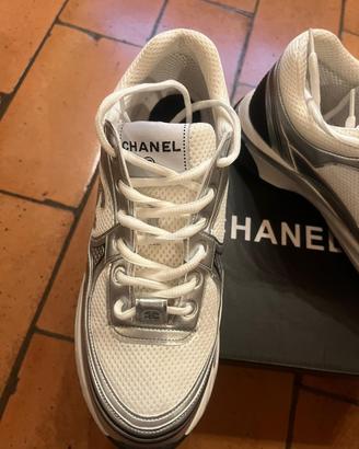 Chanel Runner