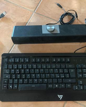 Set cassa tastiera e estensione porte usb