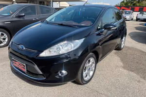 Ford Fiesta 1.4 TDCi 70CV 5 porte Titanium