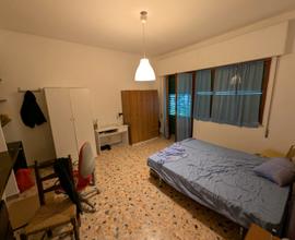 Stanza zona San Prospero studentessa
