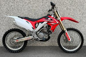 HONDA CRF 250 R cross