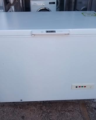 congelatore a pozzo Ignis A+