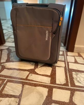 Trolley american tourister
