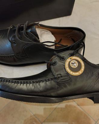 Scarpe nuove Classiche nere con lacci