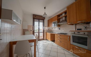 BASTIGLIA - ZONA CENTRALE | TRILOCALE CON TERRAZZO