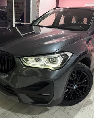 Bmw X1 2.0D150cv SHADOW LINE TOTAL BLACK LED2022