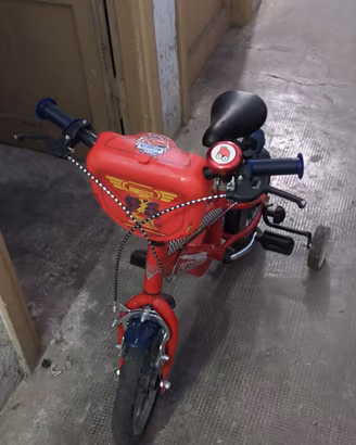 Bicicletta Bambino Disney Cars  con rotelle