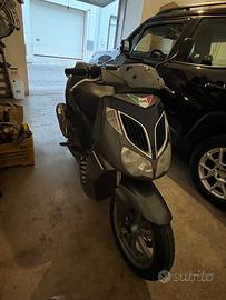 Scooter Aprilia 