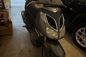 Scooter Aprilia 