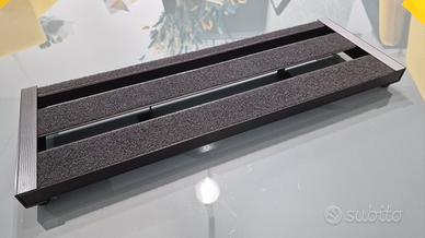 Pedalboard Harley Benton SpaceShip 50M con borsa