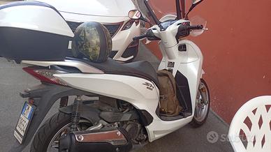 Honda Sh 300