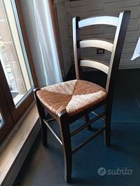 Sedia rustica colore noce seduta in paglia  35 € c