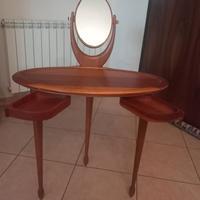 consolle toilette in arte contemporanea