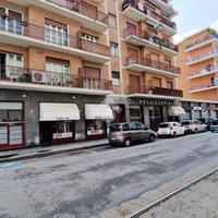 NEGOZIO A TORINO