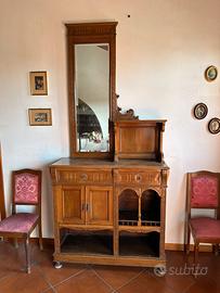 Credenza antica salone