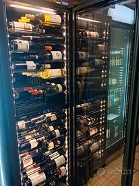 Vetrina frigorifera per vini