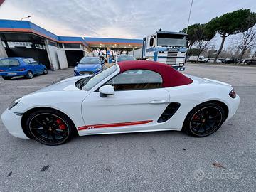 Porsche 718 Cabrio Boxter 2016