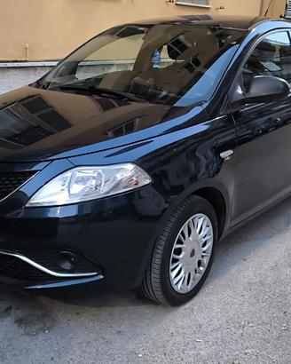 Lancia Ypsilon 1.3
