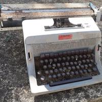 Macchina da scrivere vintage