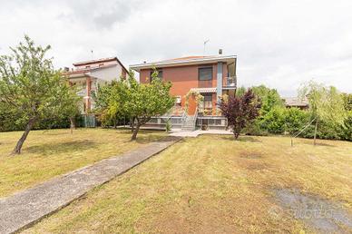 BIFAMILIARE A SAN FRANCESCO AL CAMPO