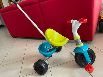 Triciclo smoby a pedali