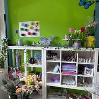 Stock arredamento e articoli negozio fiori