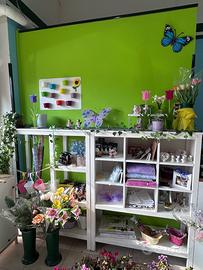 Stock arredamento e articoli negozio fiori